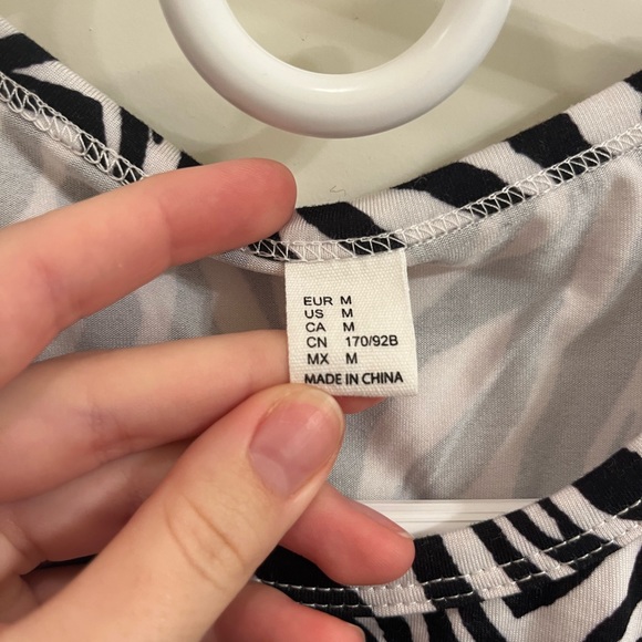 Amazon zebra print tang top - Picture 2 of 3